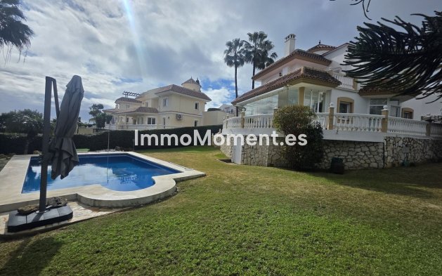 Resale - Villa - Mijas - Calahonda