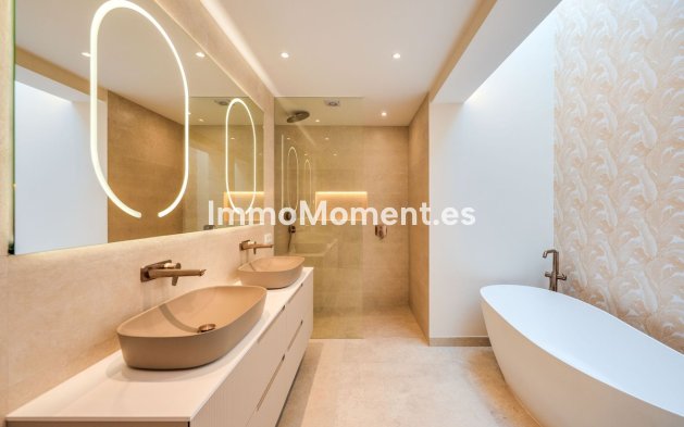 Revente - Appartement - Marbella - Nueva Andalucía