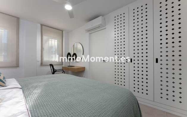 Resale - Apartment - Mijas - Calahonda