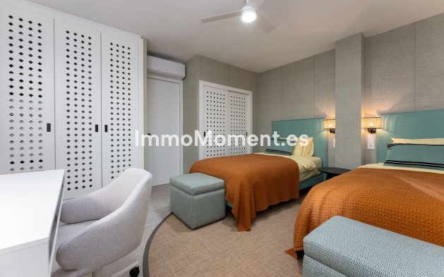 Resale - Apartment - Mijas - Calahonda