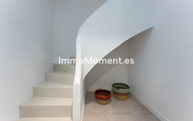 Resale - Apartment - Mijas - Calahonda