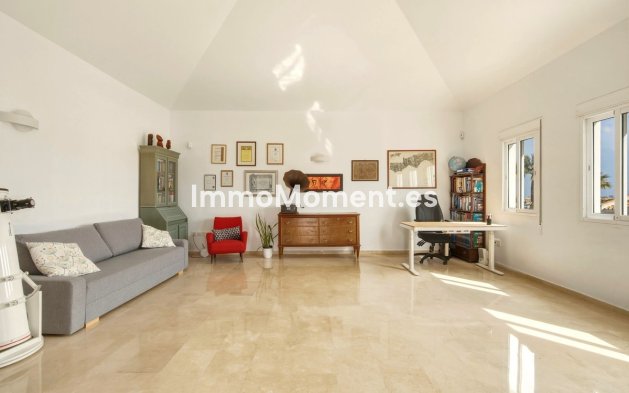 Resale - Villa - Mijas - Mijas Centro