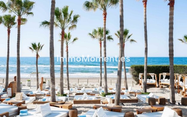 Wiederverkauf - Villa - Marbella - Marbesa