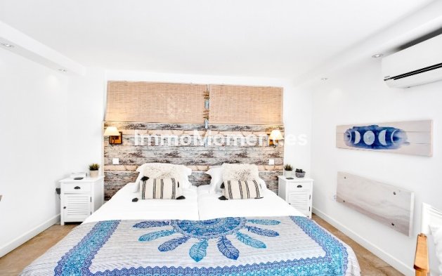 Wiederverkauf - Villa - Marbella - Marbesa