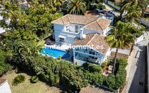Resale - Villa - Marbella - Marbesa