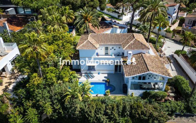 Resale - Villa - Marbella - Marbesa