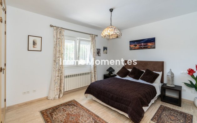 Resale - Villa - Marbella - Marbesa