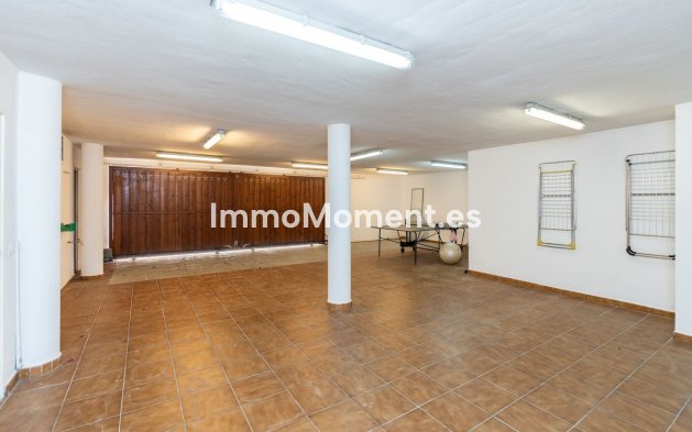 Resale - Villa - Marbella - Marbesa