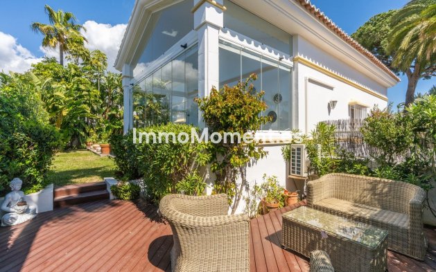 Resale - Villa - Marbella - Marbesa