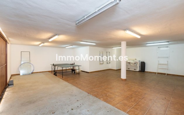 Resale - Villa - Marbella - Marbesa