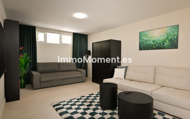 Resale - Villa - Marbella - Marbesa