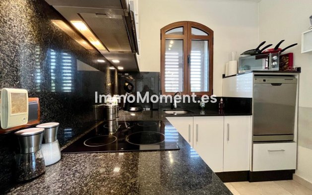 Resale - Villa - Orihuela - Villamartin