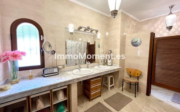 Resale - Villa - Orihuela - Villamartin