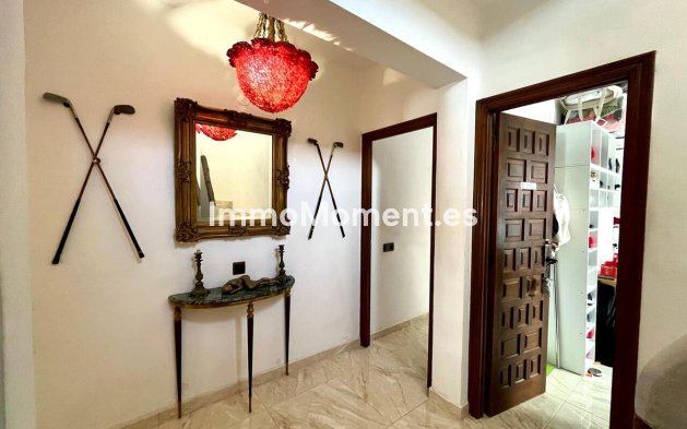 Resale - Villa - Orihuela - Villamartin