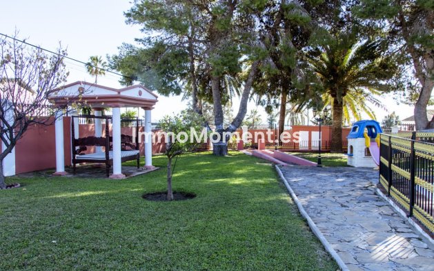 Wiederverkauf - Villa - Estepona  - Estepona Centro