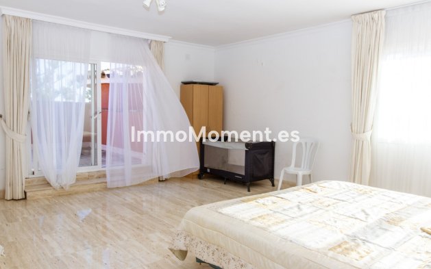 Wiederverkauf - Villa - Estepona  - Estepona Centro