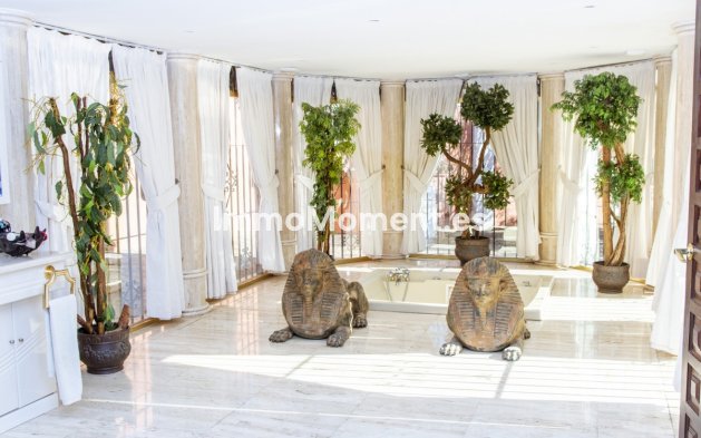 Wiederverkauf - Villa - Estepona  - Estepona Centro