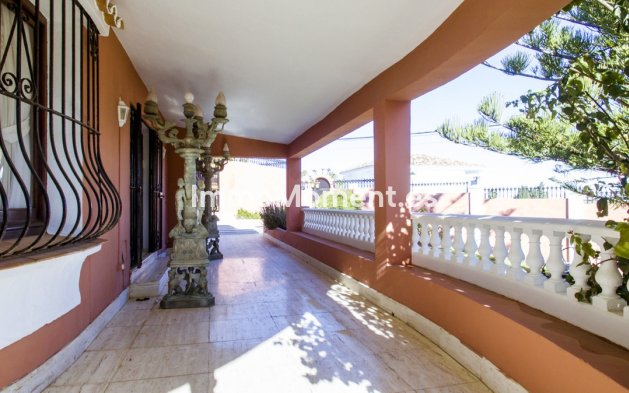 Wiederverkauf - Villa - Estepona  - Estepona Centro