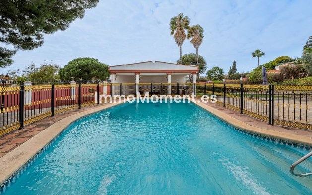 Wiederverkauf - Villa - Estepona  - Estepona Centro