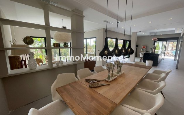 Revente - Villa - Marbella - Elviria