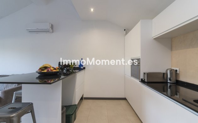 Reventa - Villa - Marbella - Marbella Centro