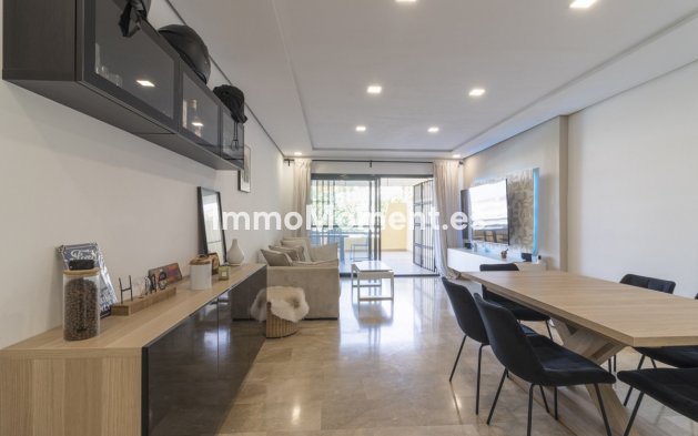 Bestaande woning - Appartement - Estepona  - Selwo