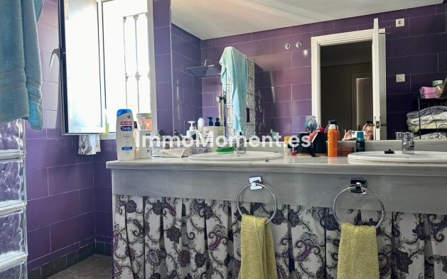 Revente - Maison mitoyenne - Estepona  - Estepona Centro