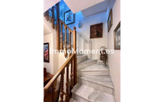 Revente - Maison mitoyenne - Estepona  - Estepona Centro