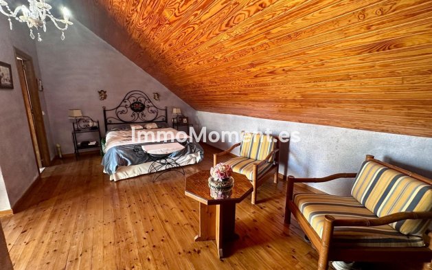 Revente - Maison mitoyenne - Estepona  - Estepona Centro