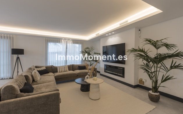 Wiederverkauf - Villa - Marbella - Marbella Centro