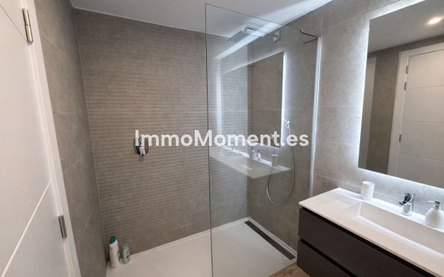 Resale - Apartment - Casares - Casares Centro