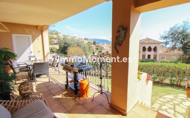 Wiederverkauf - Wohnung - Marbella - La Mairena