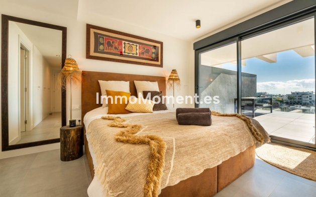 Wiederverkauf - Wohnung - Estepona  - Estepona Centro