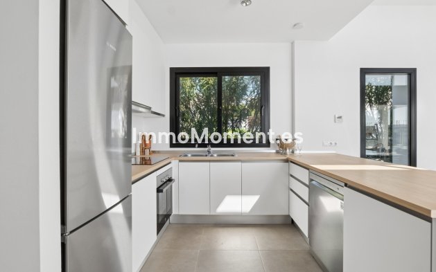 Bestaande woning - Villa - Estepona  - Valle Romano