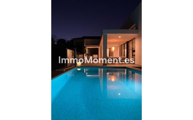 Bestaande woning - Villa - Estepona  - Valle Romano