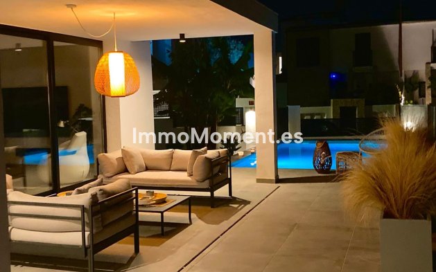 Bestaande woning - Villa - Estepona  - Valle Romano