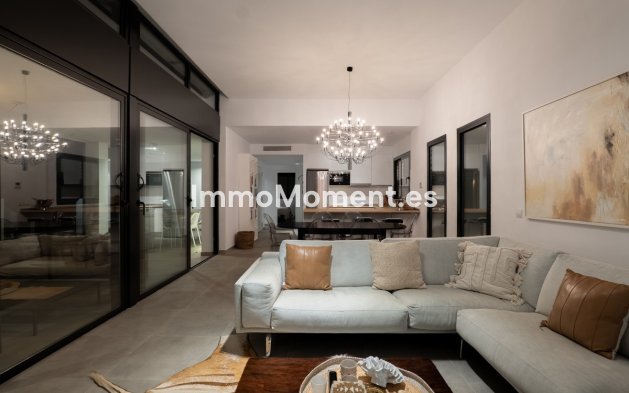 Bestaande woning - Villa - Estepona  - Valle Romano