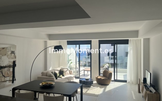 Resale - Apartment - Casares - Casares Centro