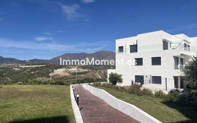 Resale - Apartment - Casares - Casares Centro