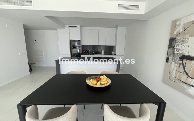 Resale - Apartment - Casares - Casares Centro