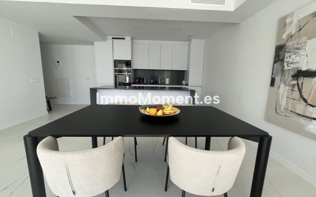Resale - Apartment - Casares - Casares Centro