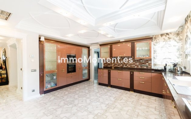 Bestaande woning - Villa - Marbella - Hacienda Las Chapas