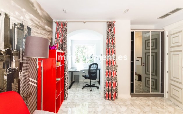 Bestaande woning - Villa - Marbella - Hacienda Las Chapas