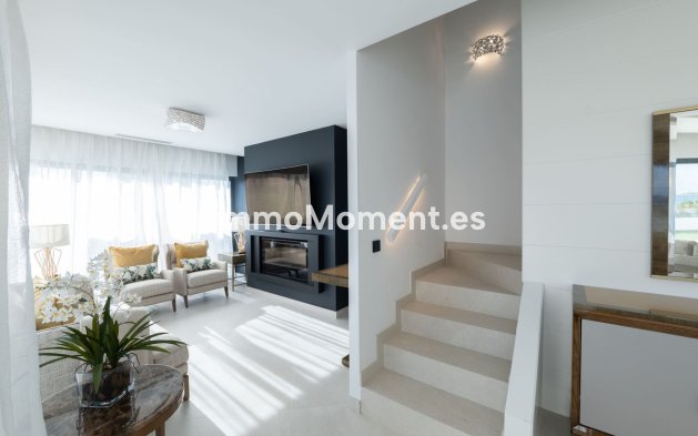 Bestaande woning - Geschakelde woning - Estepona  - Estepona Centro