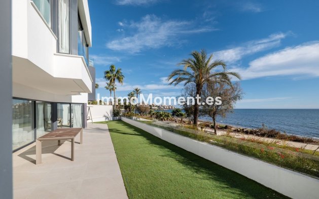 Bestaande woning - Geschakelde woning - Estepona  - Estepona Centro
