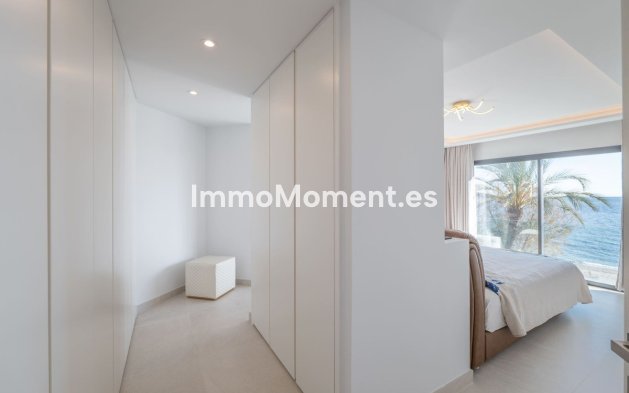 Bestaande woning - Geschakelde woning - Estepona  - Estepona Centro