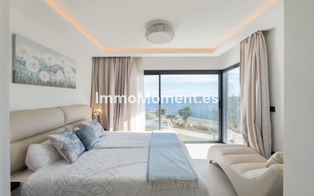 Bestaande woning - Geschakelde woning - Estepona  - Estepona Centro