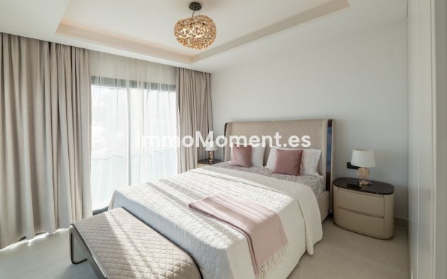 Bestaande woning - Geschakelde woning - Estepona  - Estepona Centro