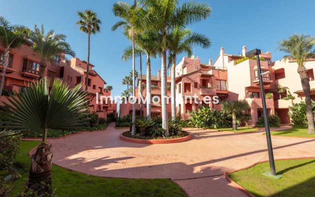 Resale - Apartment - Estepona - New Golden Mile