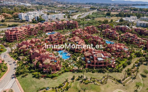 Resale - Apartment - Estepona - New Golden Mile